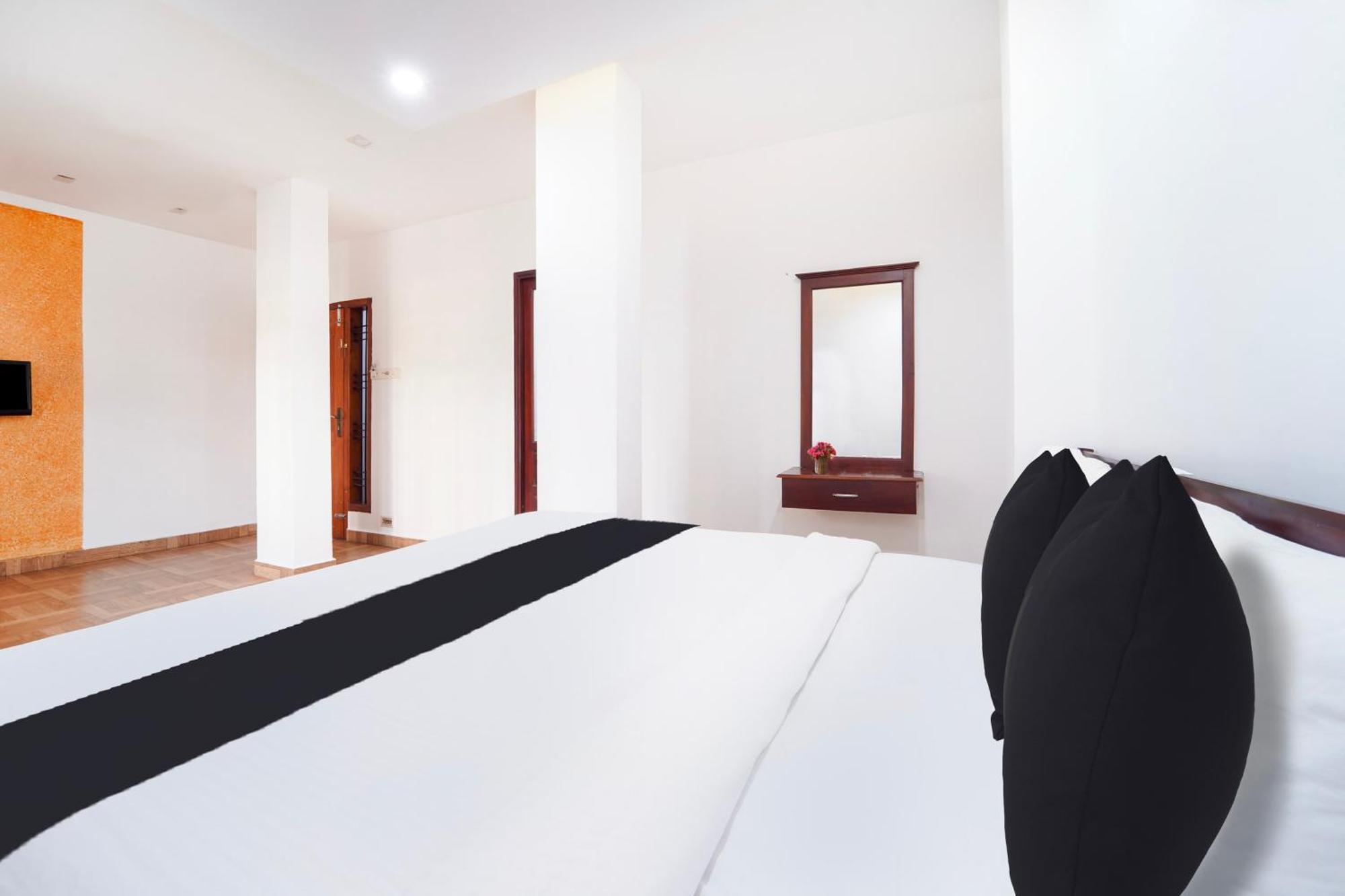 Super Townhouse City Center Ernakulam Kochi Extérieur photo